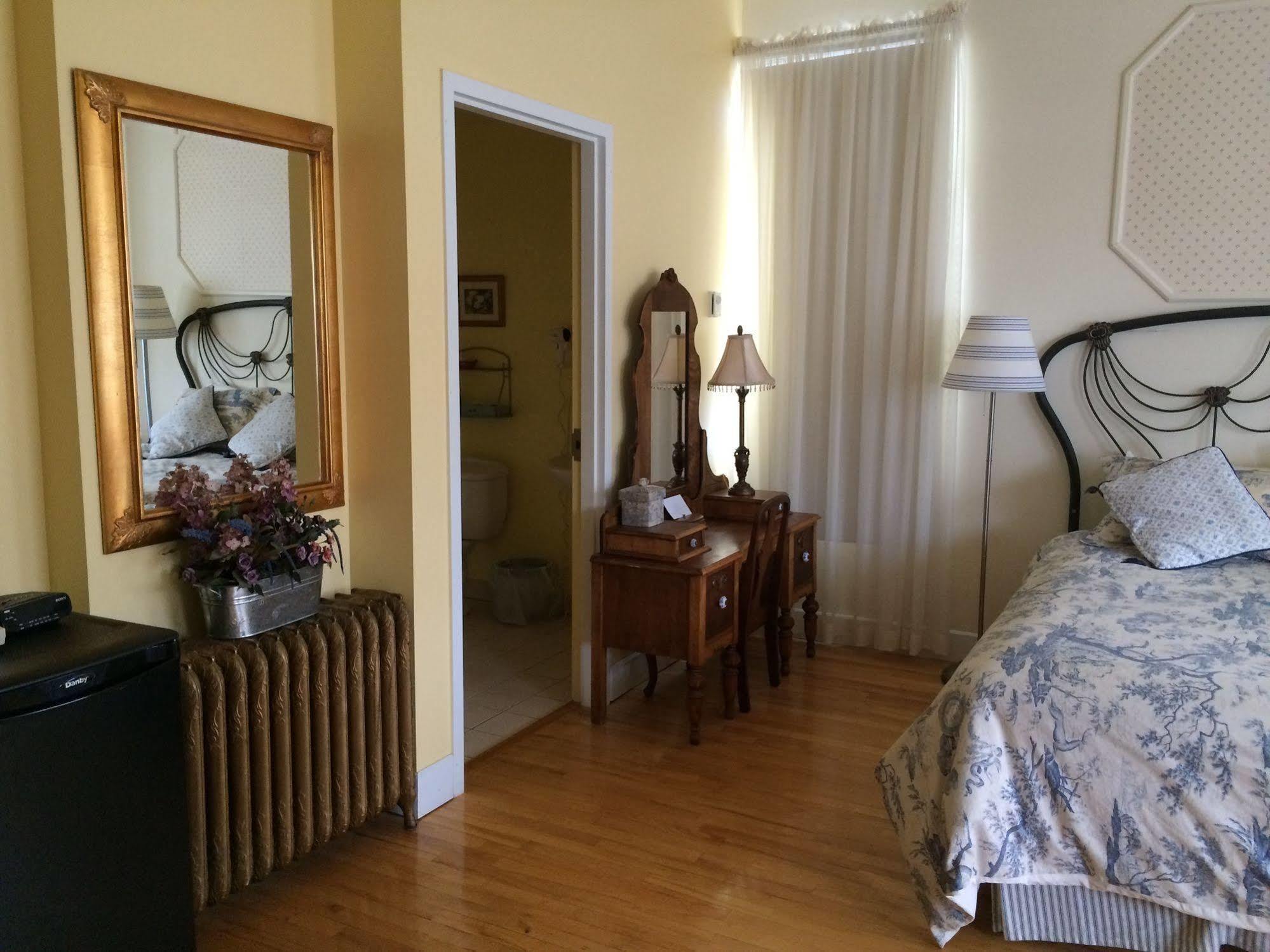 Auberge Монтебелло Екстер'єр фото